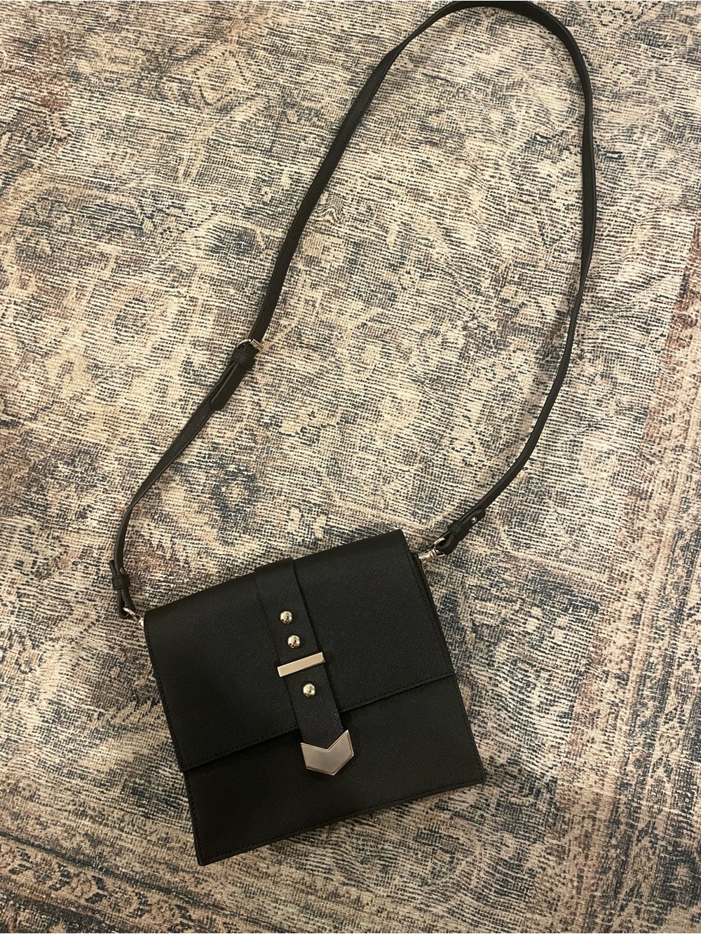 Badgley Mischka Black Crossbody Shoulder Bag  Excellent Condition- Women